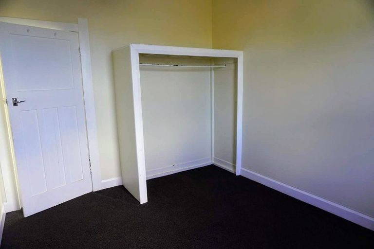 Photo of property in 18 Swiss Avenue, Gonville, Whanganui, 4501