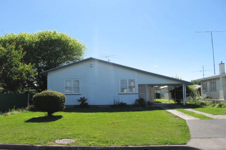 Photo of property in 2 Lewis Street, Kaiti, Gisborne, 4010