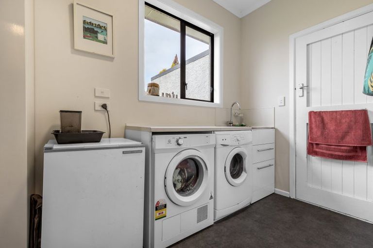 Photo of property in 14 Milton Street, Gore, 9710