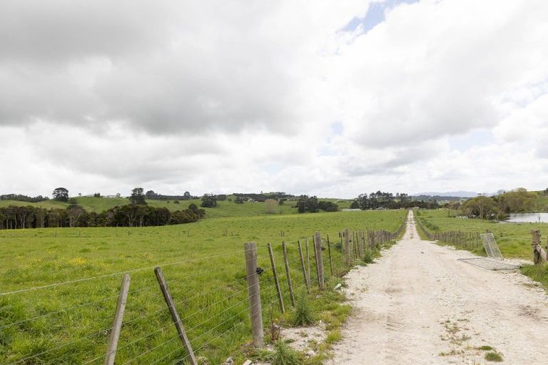 Photo of property in 139 Poyner Road, Ararua, Matakohe, 0594