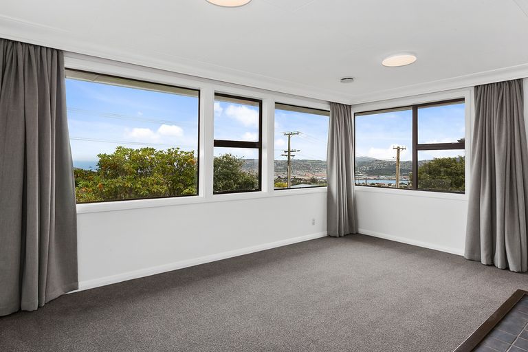 Photo of property in 27 Mckerrow Street, Shiel Hill, Dunedin, 9013