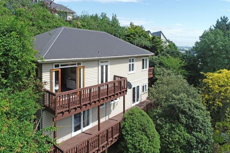 Photo of property in 44 Valley Road, Cashmere, Christchurch, 8022