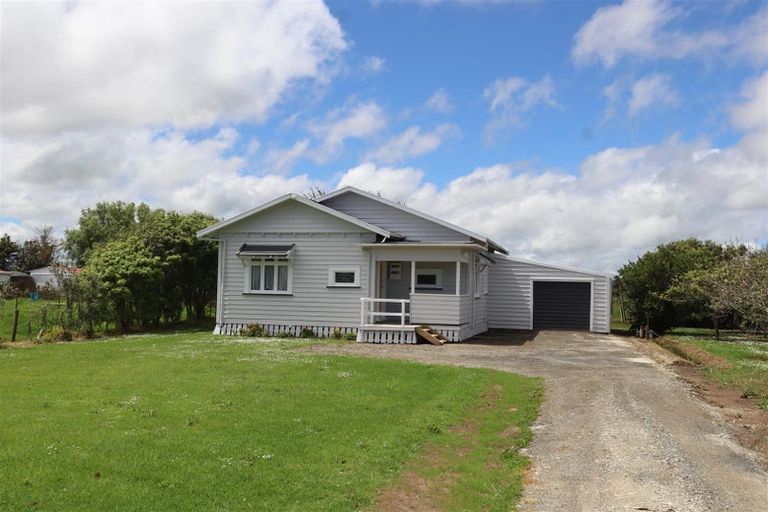 Photo of property in 695 Pouto Road, Aratapu, Dargaville, 0371