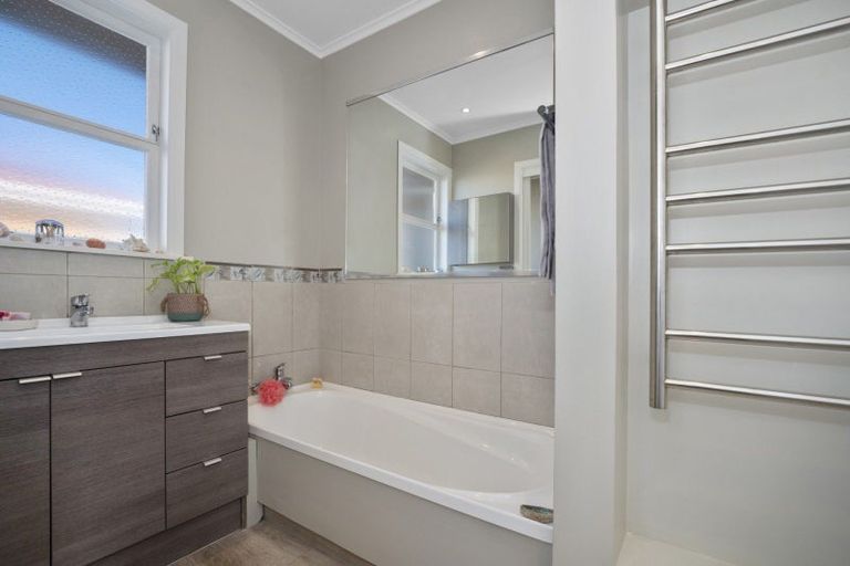 Photo of property in 17 Hayes Avenue, Gate Pa, Tauranga, 3112