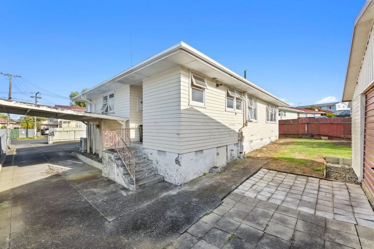 Photo of property in 12 Ivon Road, Otara, Auckland, 2023