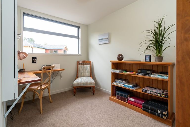 Photo of property in 116 Queens Road, Waikanae Beach, Waikanae, 5036