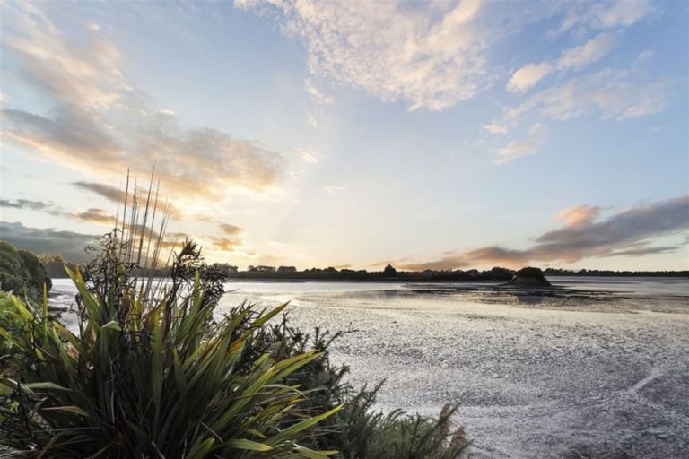 Photo of property in 4 Sophia Place, Karaka, Papakura, 2113