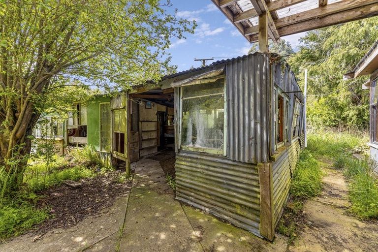 Photo of property in 19 Holm Avenue, Broad Bay, Dunedin, 9014