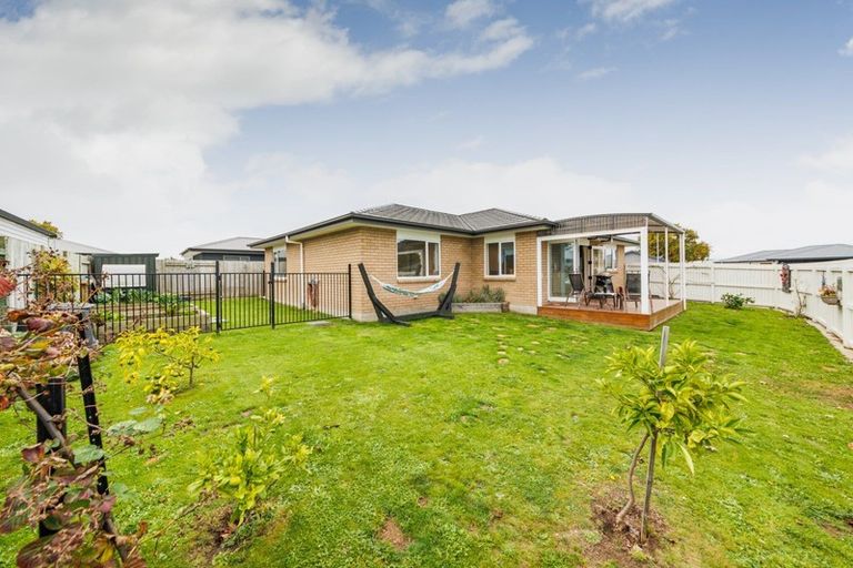 Photo of property in 10 Wescombe Grove, Feilding, 4702