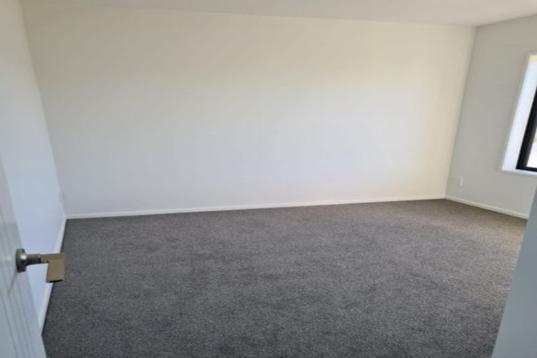 Photo of property in 10a Waka Ama Road, Karaka, Papakura, 2113