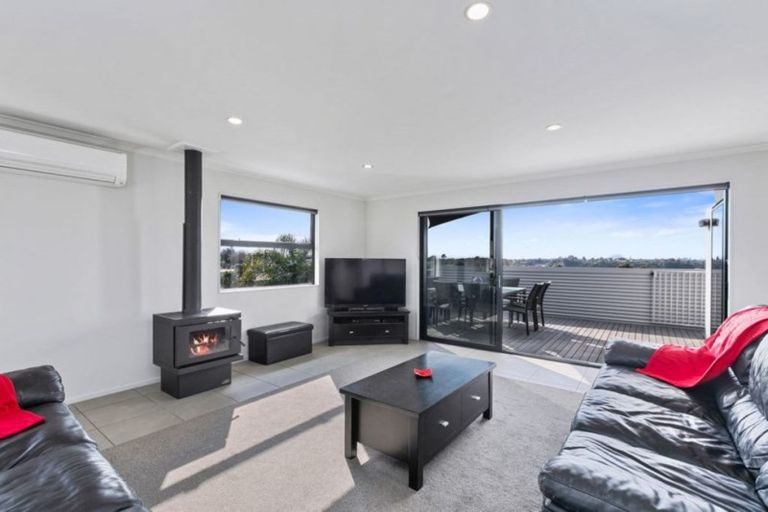 Photo of property in 23 Talbot Place, Welcome Bay, Tauranga, 3112