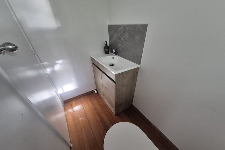 Photo of property in 364 Great South Road, Opaheke, Papakura, 2113