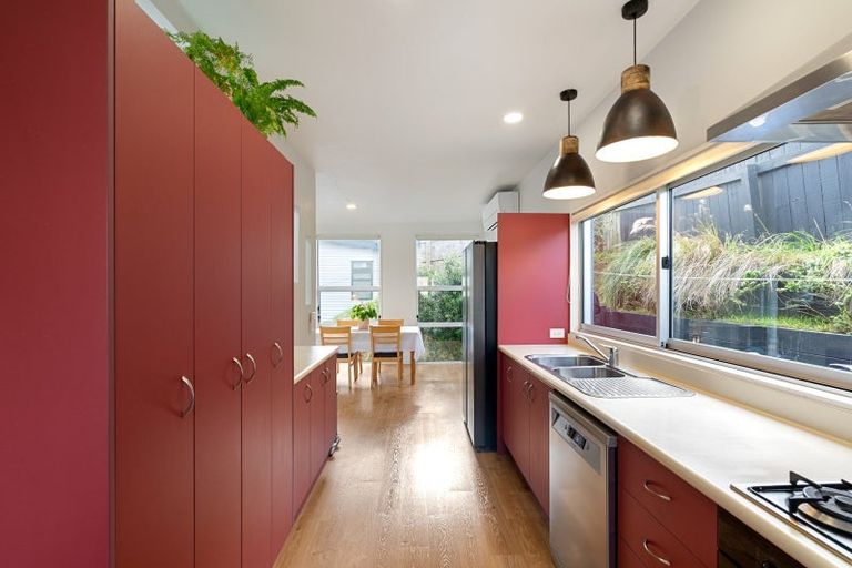 Photo of property in 121a Wexford Road, Miramar, Wellington, 6022