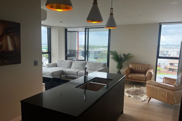 Photo of property in 307/28 Killarney Street, Takapuna, Auckland, 0622