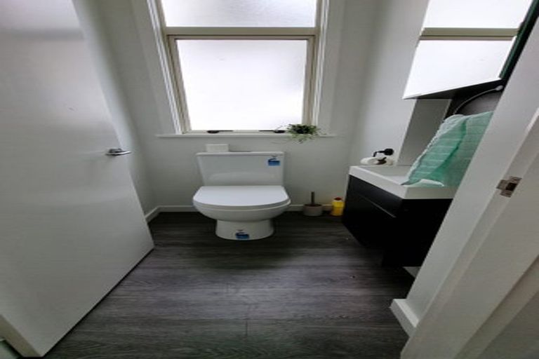 Photo of property in 35b Hobson Crescent, Thorndon, Wellington, 6011