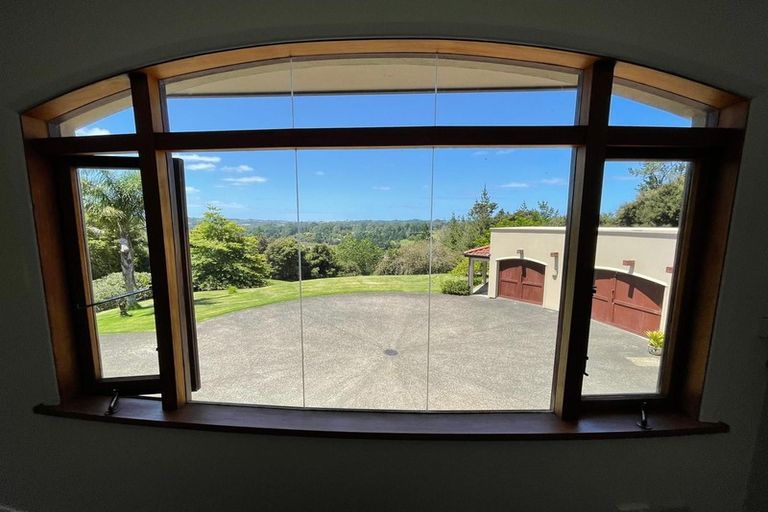 Photo of property in 249b Paremoremo Road, Lucas Heights, Auckland, 0632