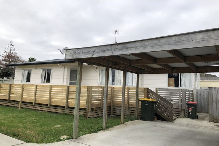 Photo of property in 2 Finlayson Avenue, Clendon Park, Auckland, 2103