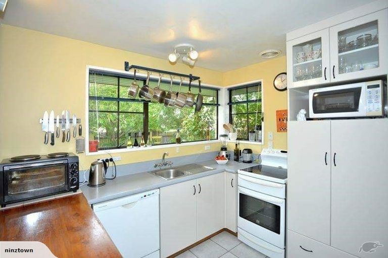 Photo of property in 3 Mulberry Place, Redwood, Christchurch, 8051