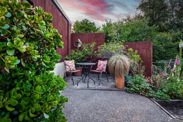 Photo of property in 19 Zita Maria Drive, Massey, Auckland, 0614