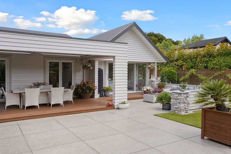 Photo of property in 97d Englefield Road, Northwood, Christchurch, 8051