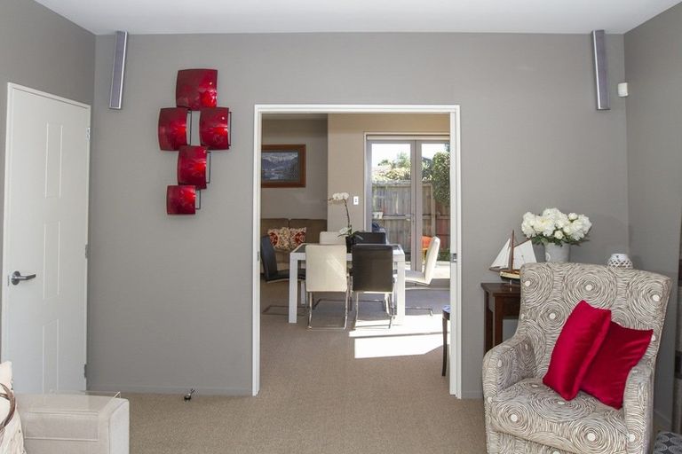 Photo of property in 5a Dovedale Avenue, Ilam, Christchurch, 8041