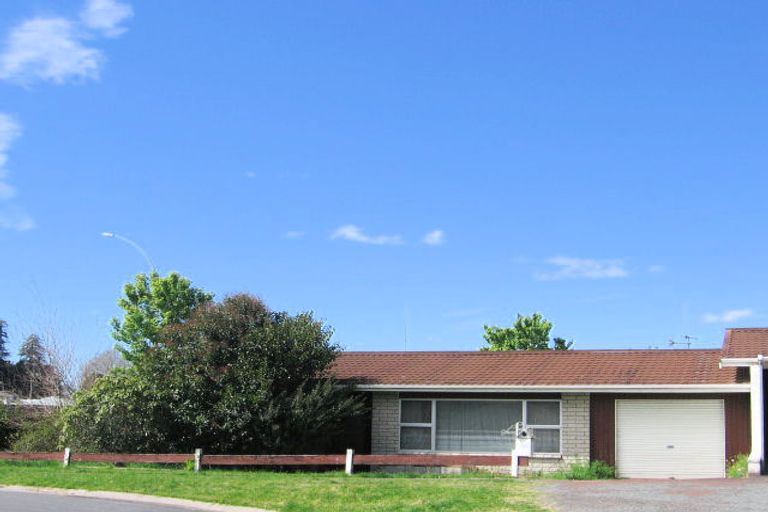 Photo of property in 188 Edgecumbe Road, Tauranga South, Tauranga, 3112