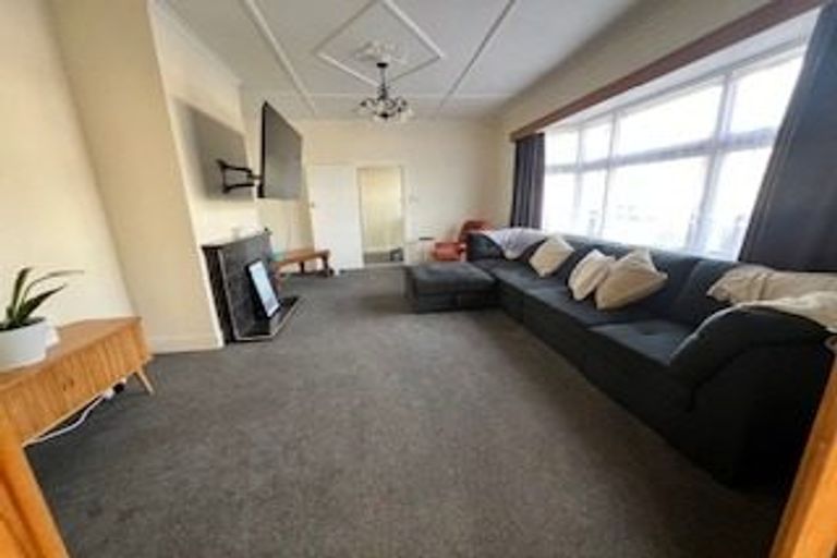 Photo of property in 37 Kemp Street, Kilbirnie, Wellington, 6022