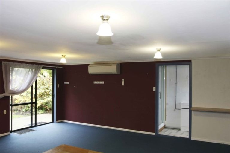 Photo of property in 12 Robertson Street, Richmond, Invercargill, 9810