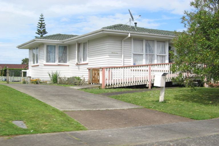 Photo of property in 11 Chingford Close, Mangere, Auckland, 2022