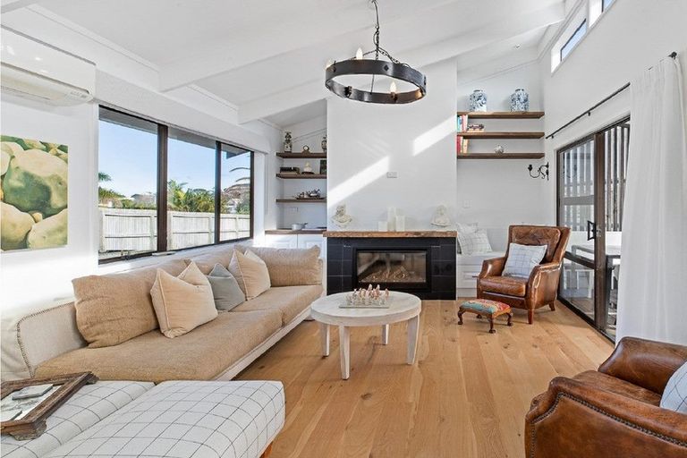 Photo of property in 20 Robert Street, Mangawhai Heads, Mangawhai, 0505