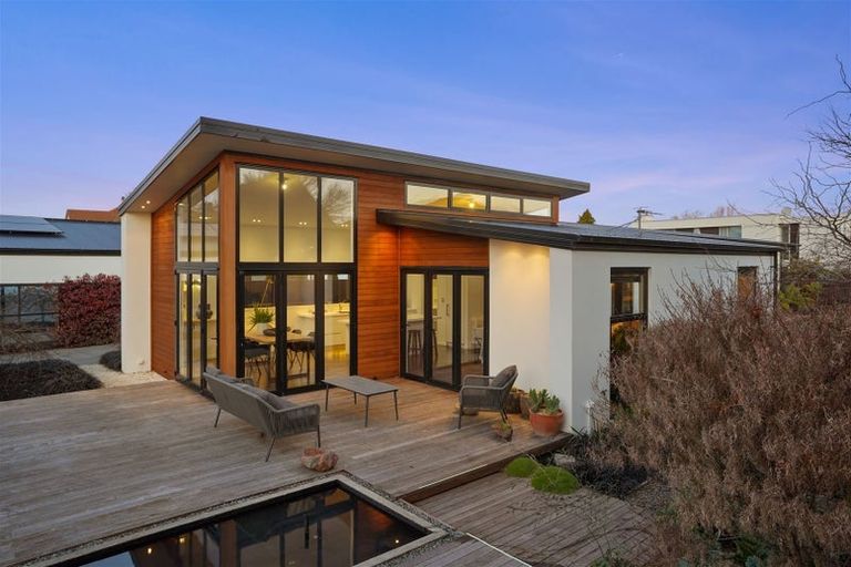 Photo of property in 17 Chislehurst Place, Bryndwr, Christchurch, 8052