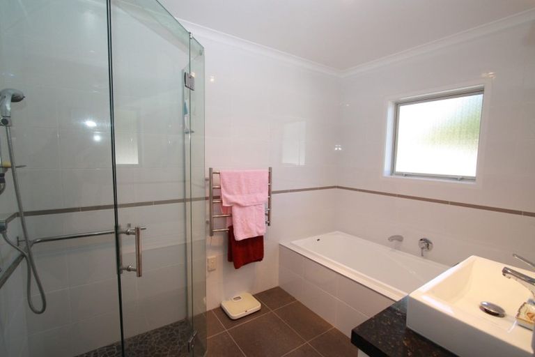 Photo of property in 32 Bulteel Street, New Plymouth, 4310