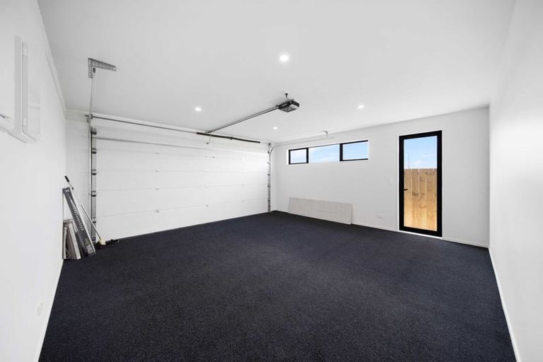 Photo of property in 13 Korowhiti Road, Clarks Beach, 2122