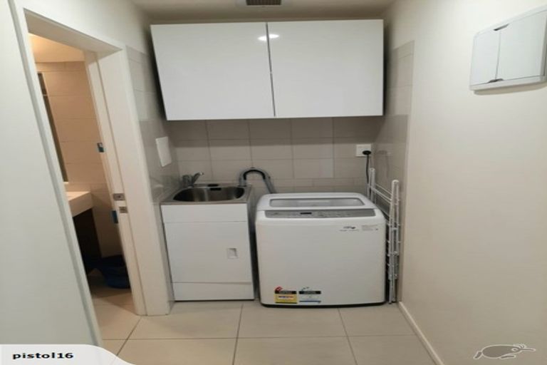 Photo of property in 2-06/424 Maunganui Road, Mount Maunganui, 3116