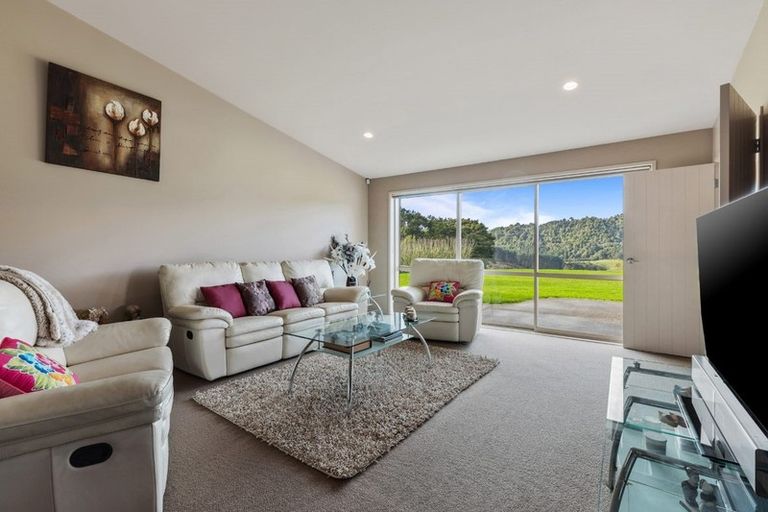 Photo of property in 25d Lockwood Road, Hunua, Papakura, 2583
