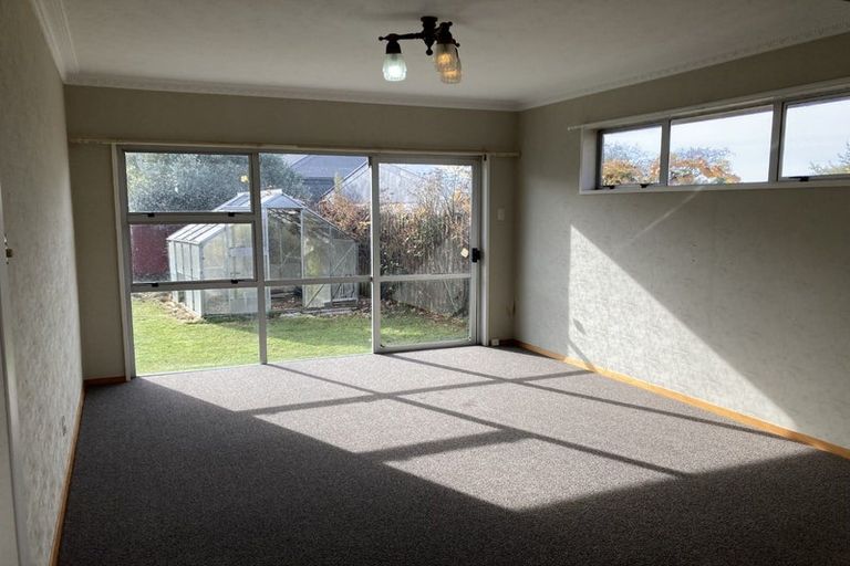 Photo of property in 72 Teesdale Street, Burnside, Christchurch, 8053
