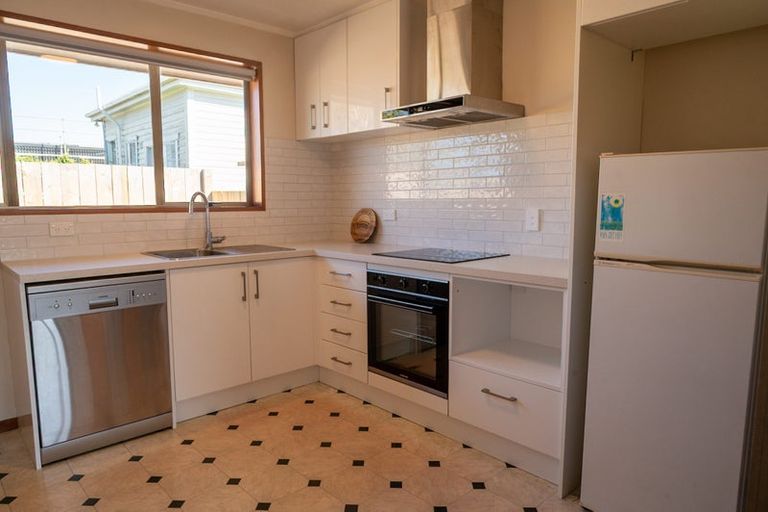 Photo of property in 53c Grove Street, Saint Kilda, Dunedin, 9012