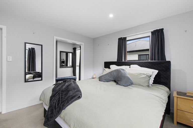 Photo of property in 39b Gemstone Drive, Birchville, Upper Hutt, 5018