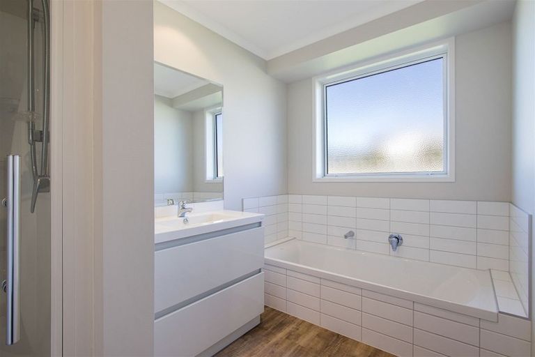 Photo of property in 3 Island Vista, Athenree, Waihi Beach, 3177