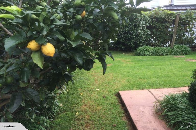 Photo of property in 13b Norman Road, Hauraki, Auckland, 0622