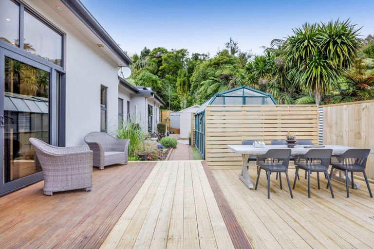 Photo of property in 91a Karina Road, Merrilands, New Plymouth, 4312