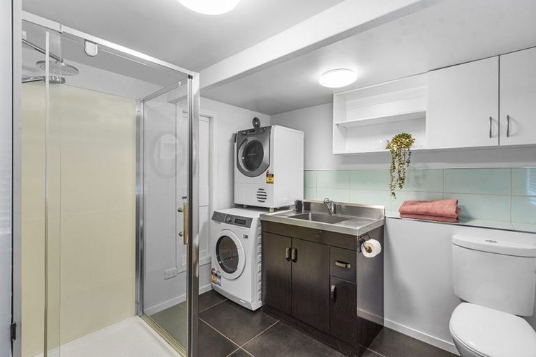 Photo of property in 119 Dyers Pass Road, Cashmere, Christchurch, 8022