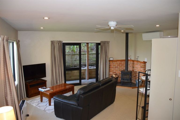 Photo of property in 6888j Christchurch Akaroa Road, Takamatua, 7581