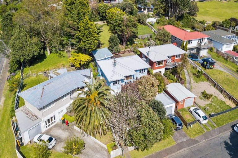Photo of property in 22 Tarawa Street, Paekakariki, 5034
