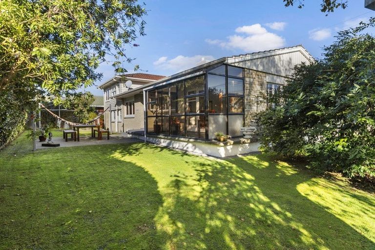 Photo of property in 21 Epuni Street, Hutt Central, Lower Hutt, 5011