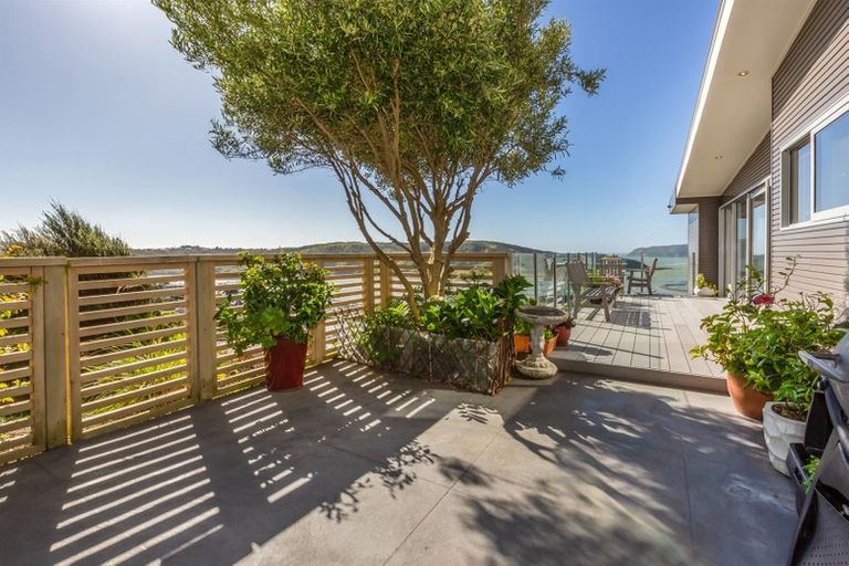 Photo of property in 30 Paremata Drive, Paremata, Porirua, 5024