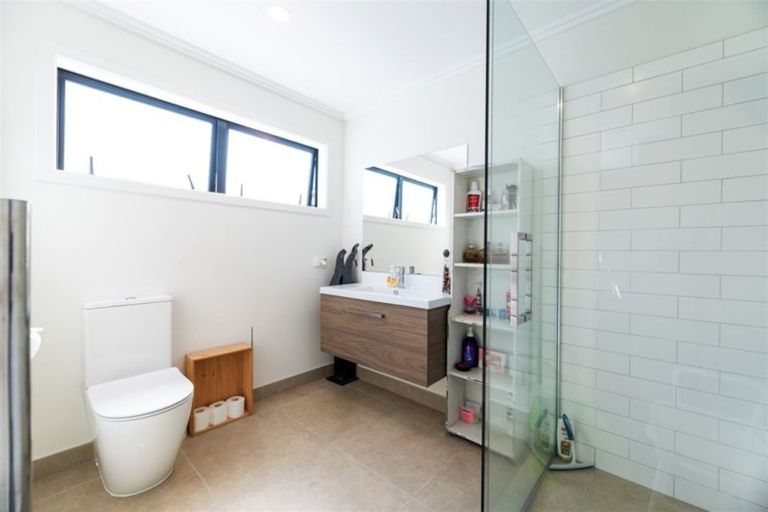 Photo of property in 22 Saltmarsh Road, Hobsonville, Auckland, 0616