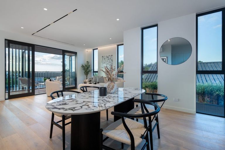 Photo of property in 12a Kowhai Road, Campbells Bay, Auckland, 0630