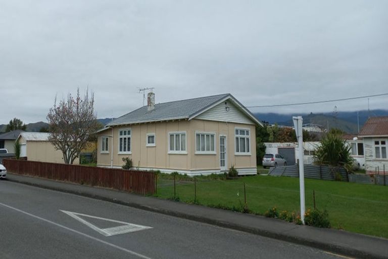 Photo of property in 184 Waerenga Road, Otaki, 5512