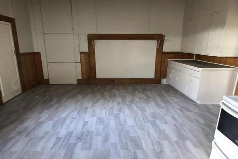 Photo of property in 68 Chelwood Street, Takaro, Palmerston North, 4412